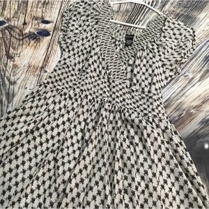 Women’s Large Black and Gray Floral Dress